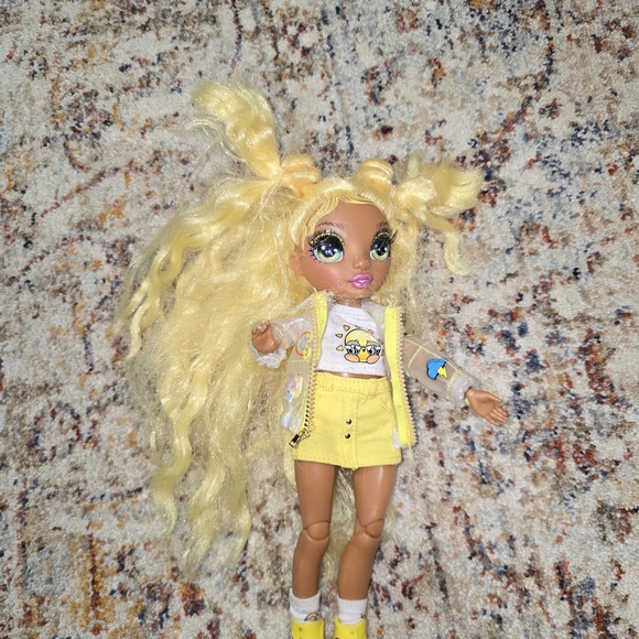 Rainbow Fashion Dolls Set Of 4 - Multicolor - Picture 11 of 13